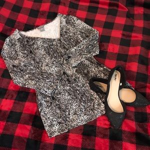 Ann Taylor black and white top